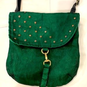 Emerald Green mesh over the shoulder hand bag
